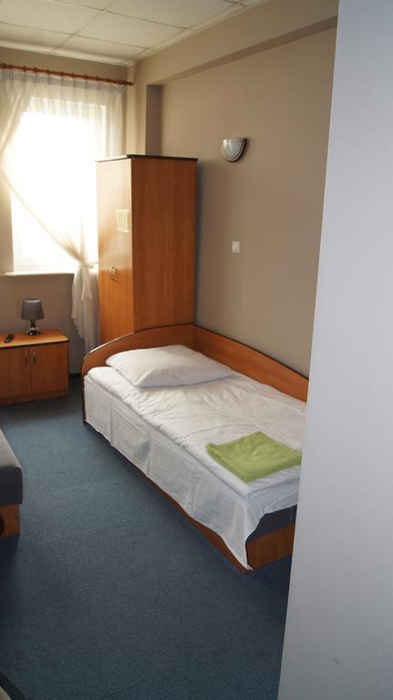 Zajazd Fadom Łomża Buitenkant foto